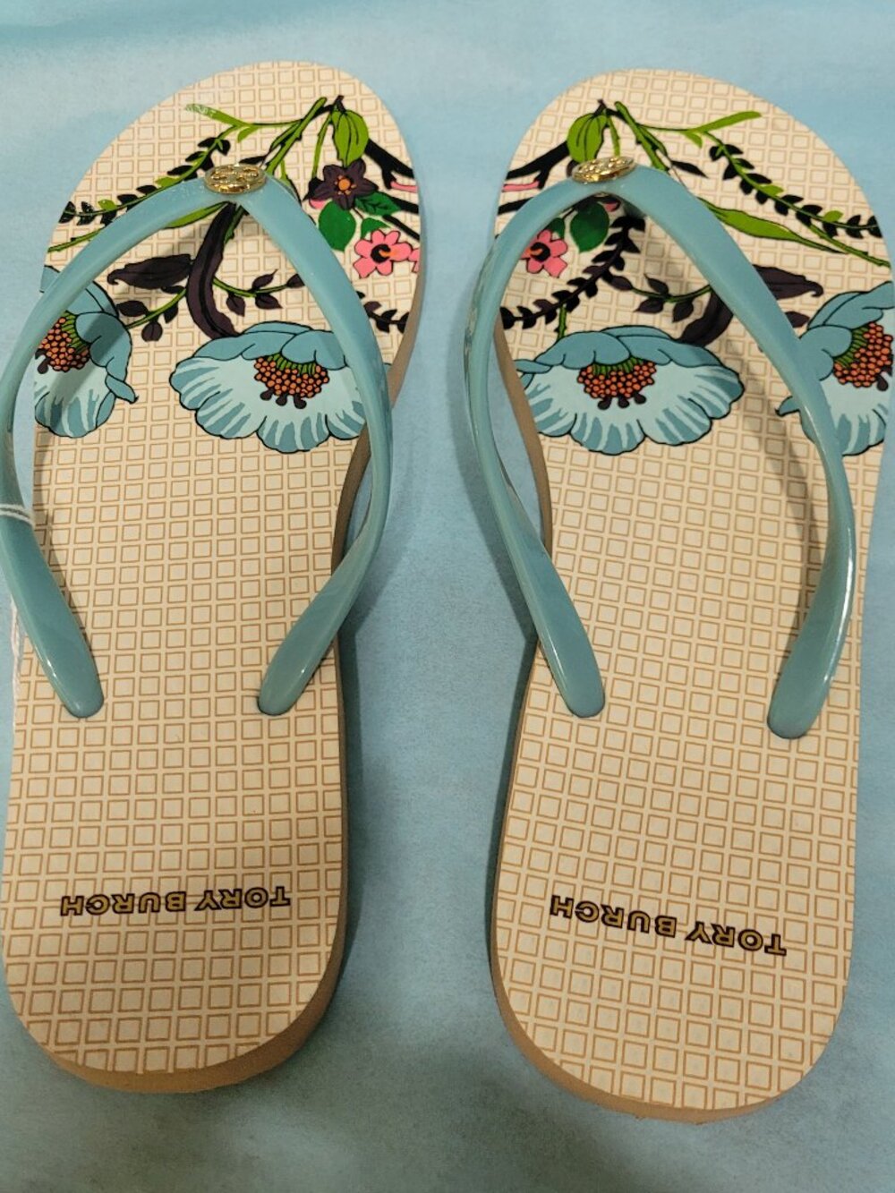 P2926-NWOT Tory Burch Floral Sandals/Flipflops Aqua Straps SZ 9